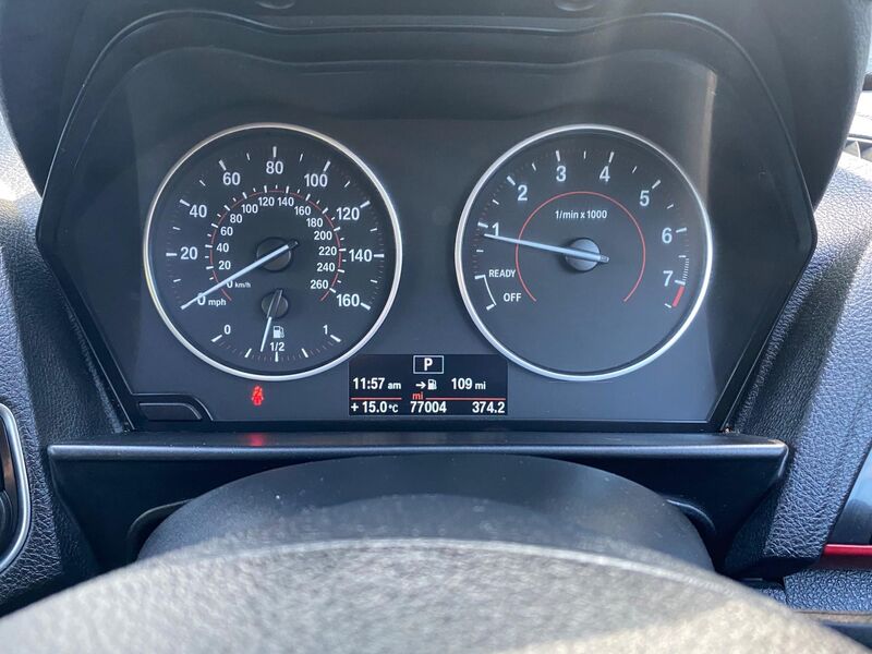 BMW 1 SERIES