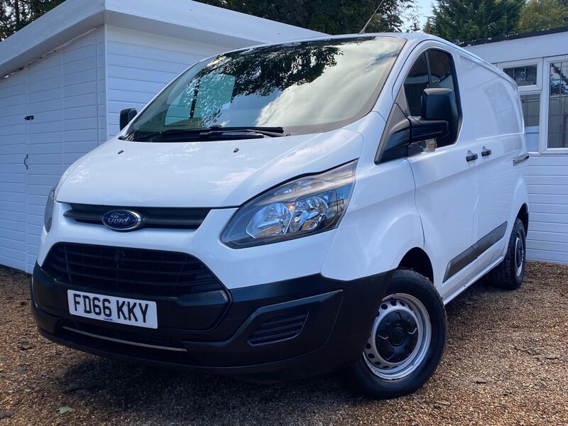 View FORD TRANSIT CUSTOM 2.0 TDCi 290 L1 H1 5dr