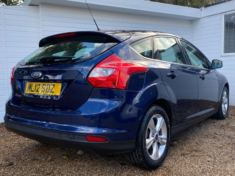 FORD FOCUS