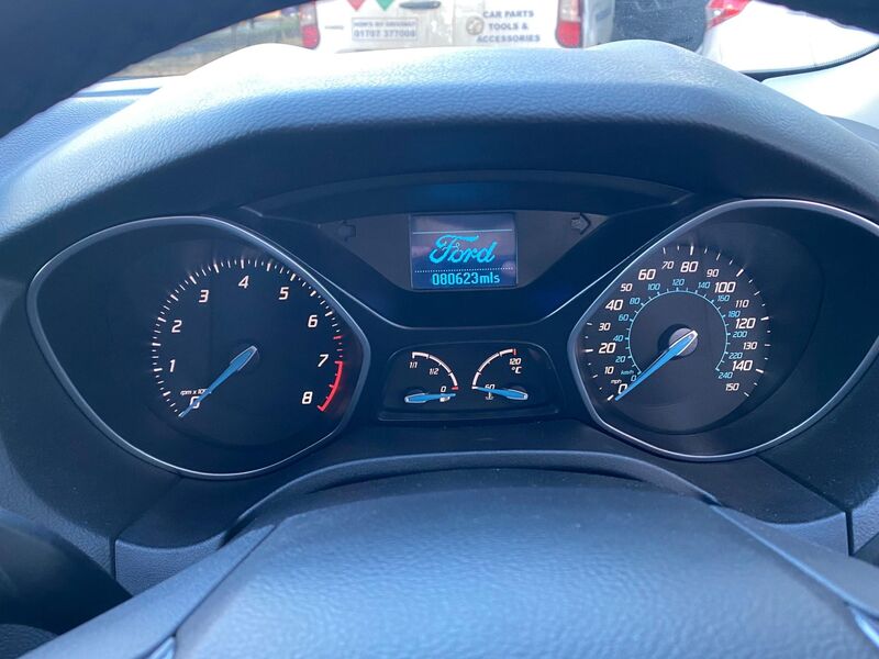 FORD FOCUS