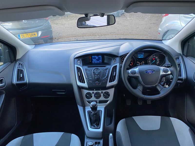 FORD FOCUS