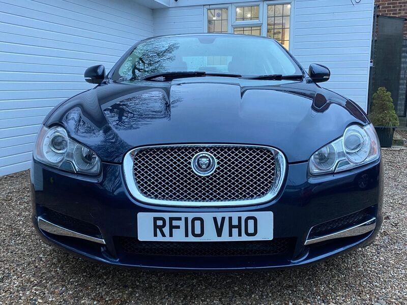 JAGUAR XF