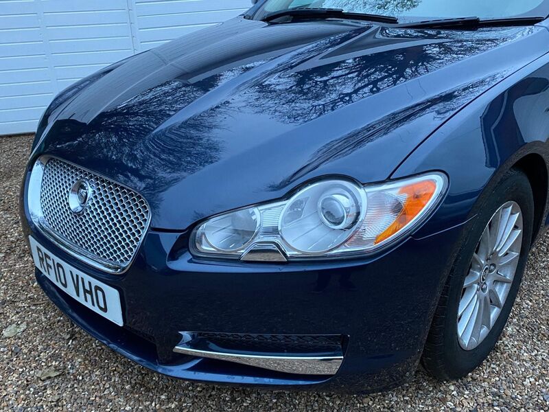 JAGUAR XF