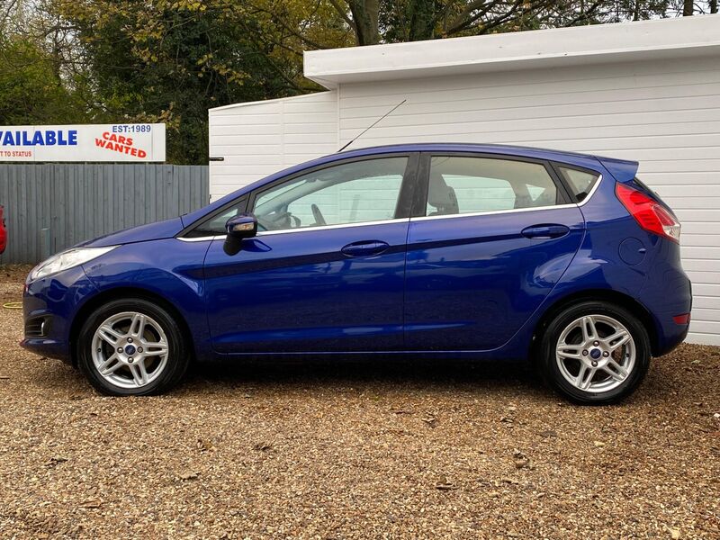 FORD FIESTA