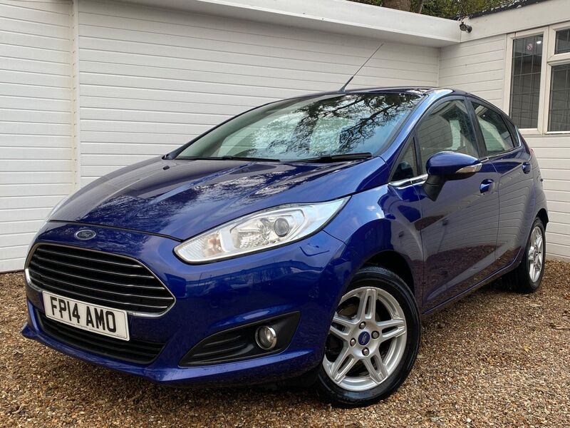 View FORD FIESTA 1.0T EcoBoost Zetec Euro 5 (s/s) 5dr