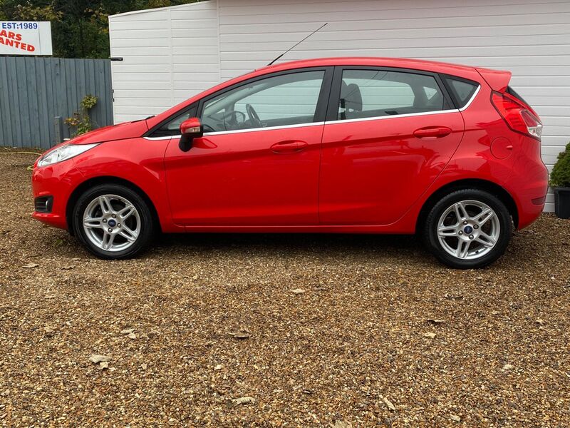 FORD FIESTA