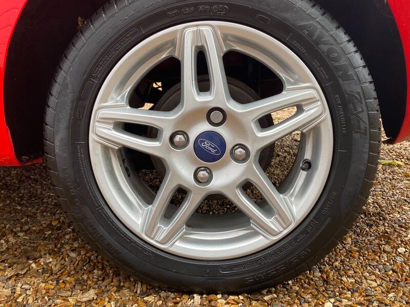 FORD FIESTA