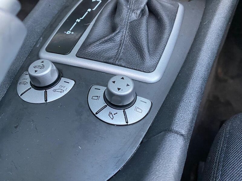 MERCEDES-BENZ SLK