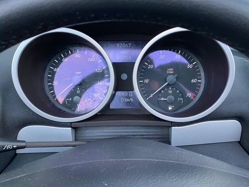MERCEDES-BENZ SLK