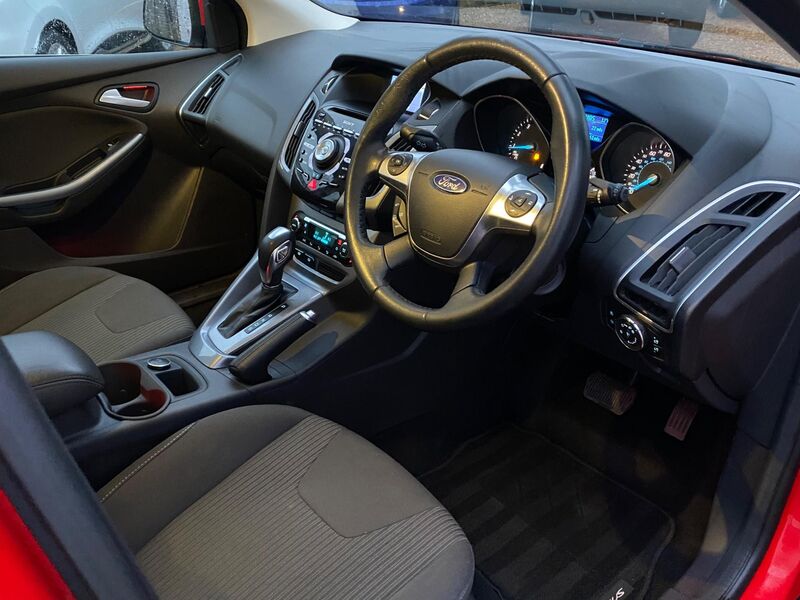 FORD FOCUS