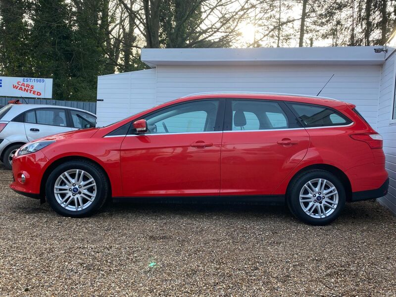 FORD FOCUS