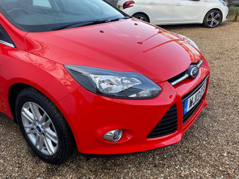FORD FOCUS