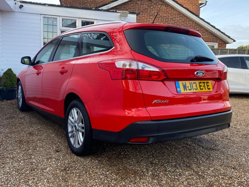 FORD FOCUS