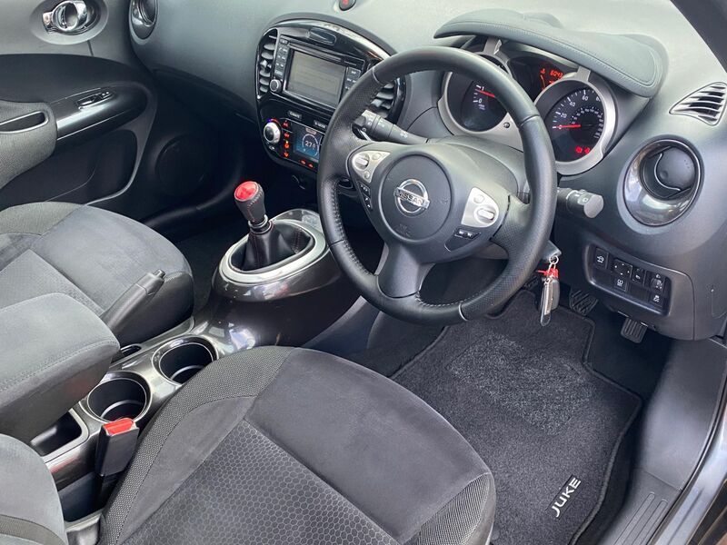 View NISSAN JUKE 1.2 DIG-T Acenta Premium Manual 6Spd Euro 5 (s/s) 5dr