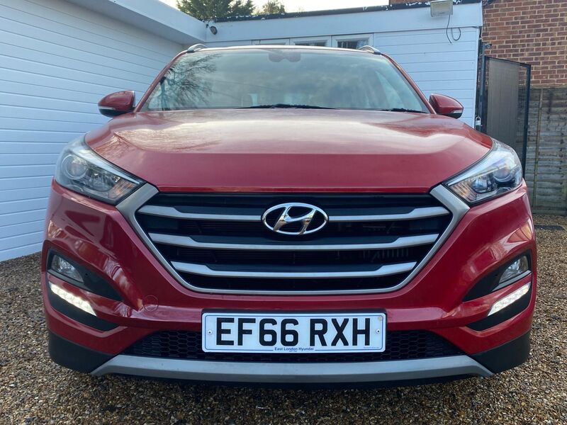 HYUNDAI TUCSON