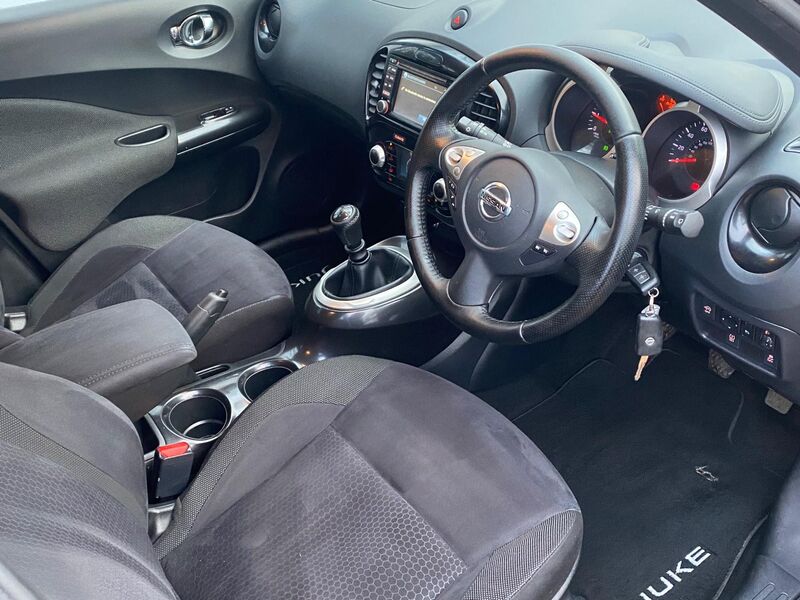 View NISSAN JUKE 1.2 DIG-T Acenta Premium Manual 6Spd Euro 5 (s/s) 5dr