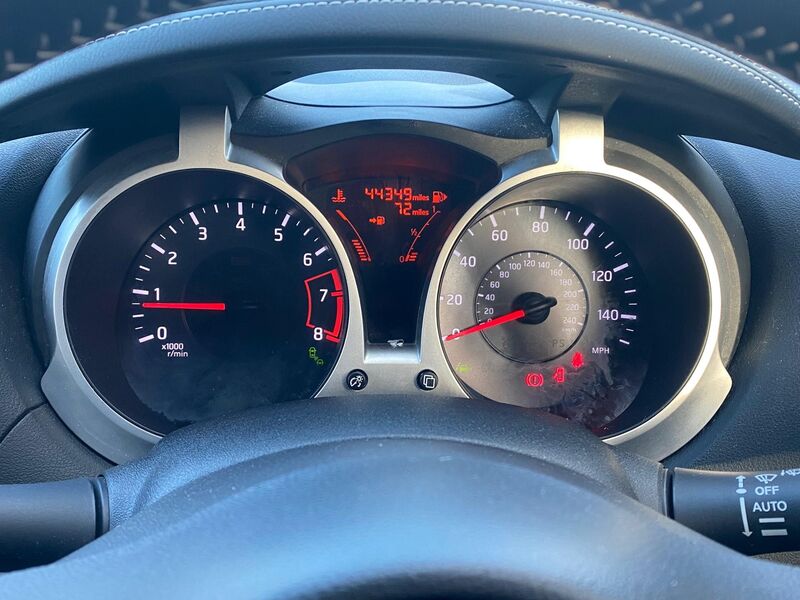 NISSAN JUKE