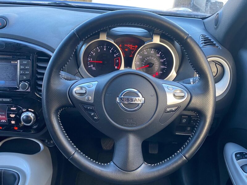 NISSAN JUKE