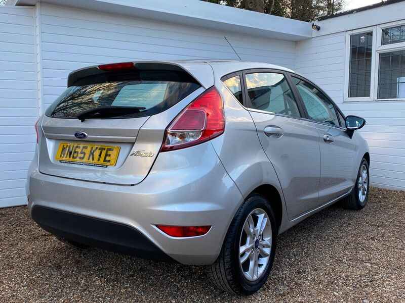 View FORD FIESTA 1.25 Zetec Euro 6 5dr