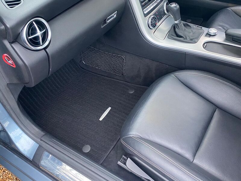 MERCEDES-BENZ SLK
