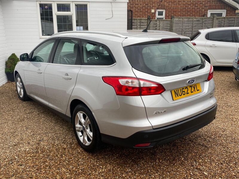 FORD FOCUS