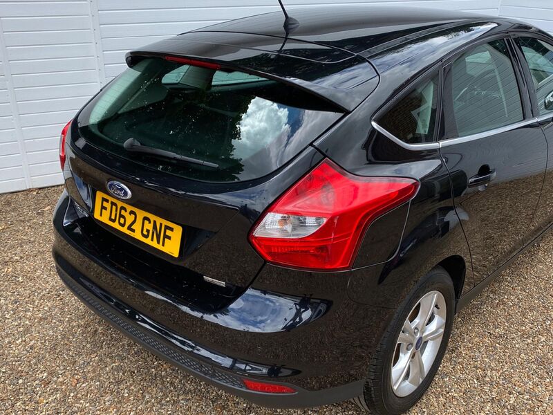 FORD FOCUS