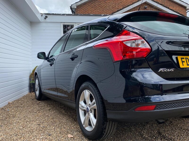 FORD FOCUS