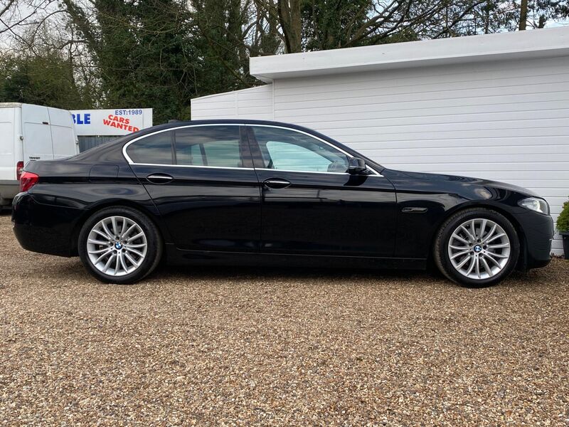 View BMW 5 SERIES 2.0 520d Luxury Auto Euro 6 (s/s) 4dr