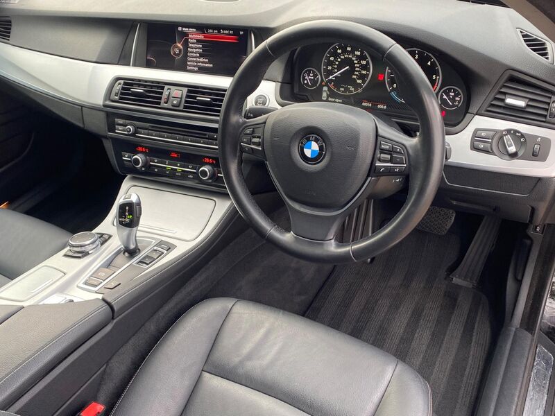 View BMW 5 SERIES 2.0 520d Luxury Auto Euro 6 (s/s) 4dr