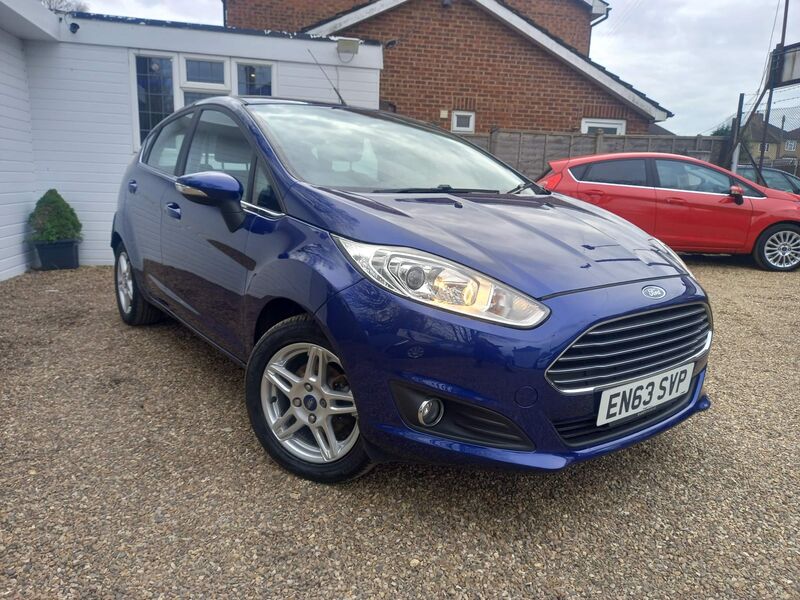 View FORD FIESTA 1.25 Zetec Euro 5 5dr