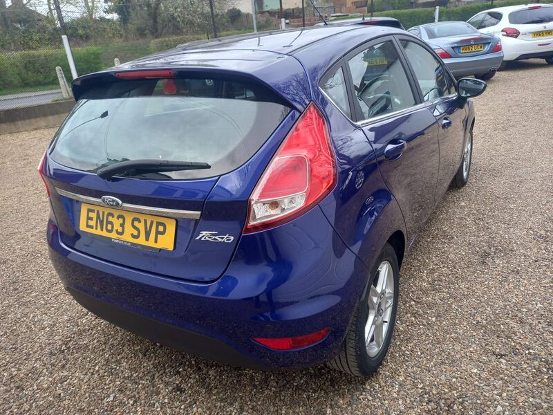 FORD FIESTA