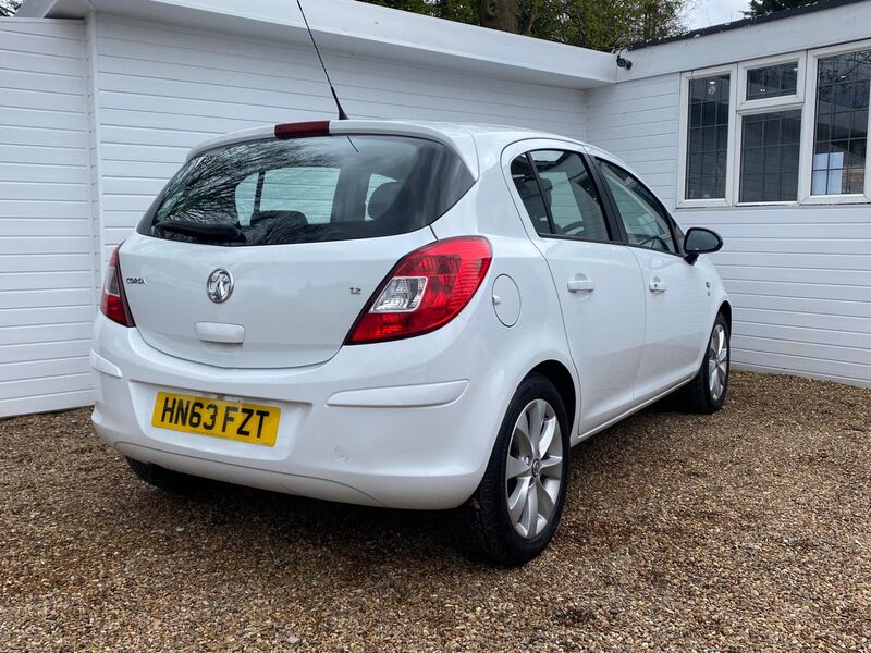 VAUXHALL CORSA