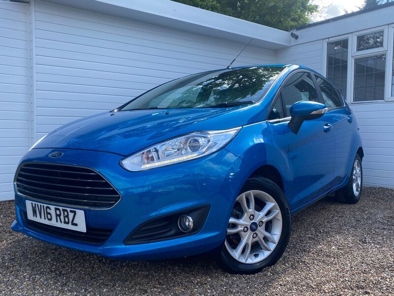 View FORD FIESTA 1.0T EcoBoost Zetec Euro 6 (s/s) 5dr