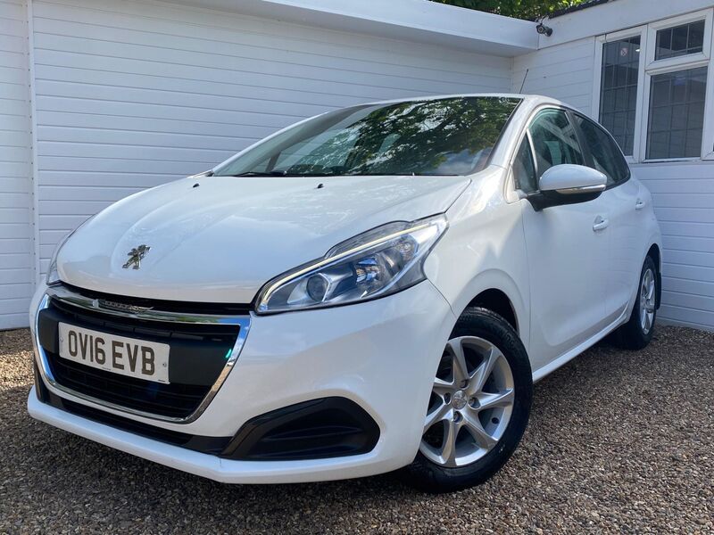 View PEUGEOT 208 1.2 PureTech Active Euro 6 5dr