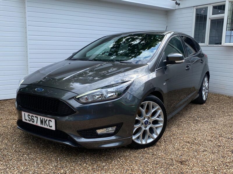 View FORD FOCUS 1.5T EcoBoost ST-Line Euro 6 (s/s) 5dr