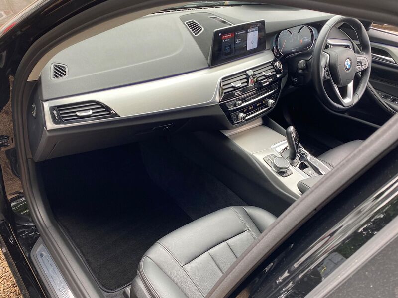 BMW 5 SERIES