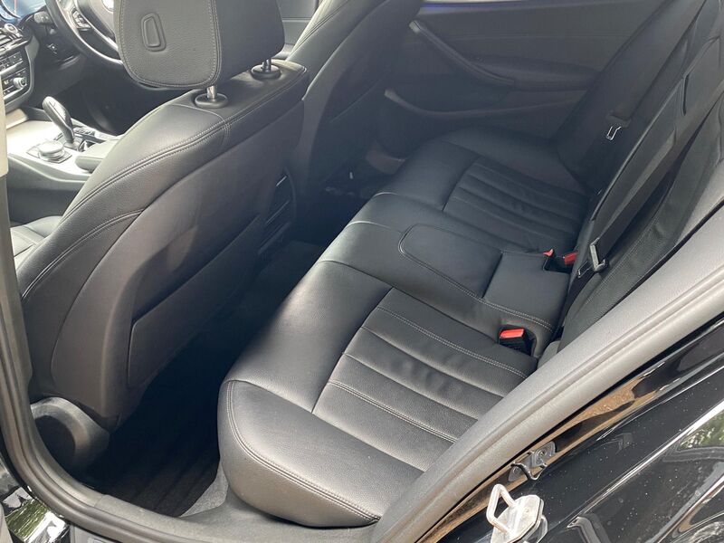BMW 5 SERIES