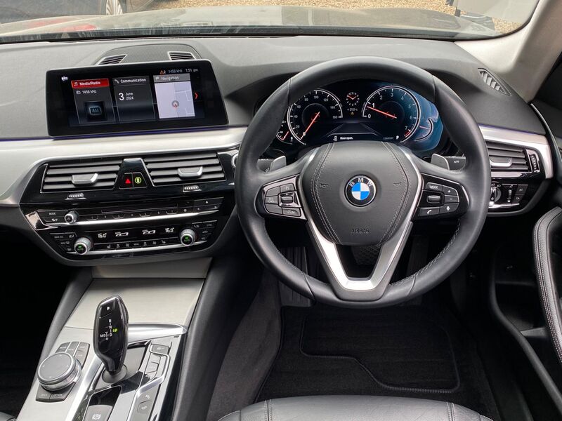 BMW 5 SERIES