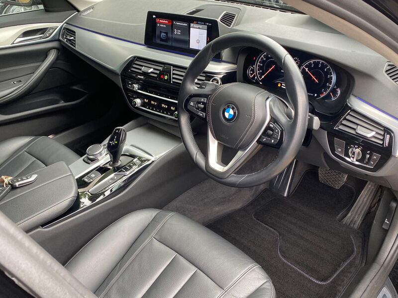 View BMW 5 SERIES 2.0 520i SE Auto Euro 6 (s/s) 4dr