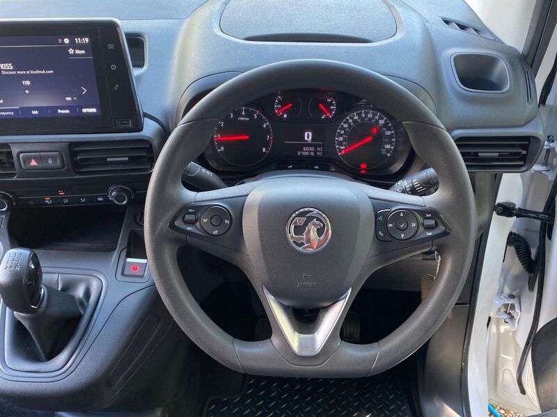 VAUXHALL COMBO