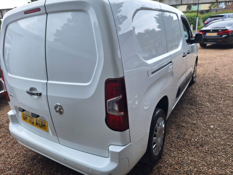 VAUXHALL COMBO