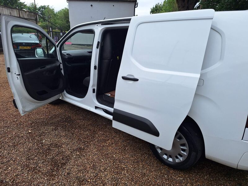 VAUXHALL COMBO