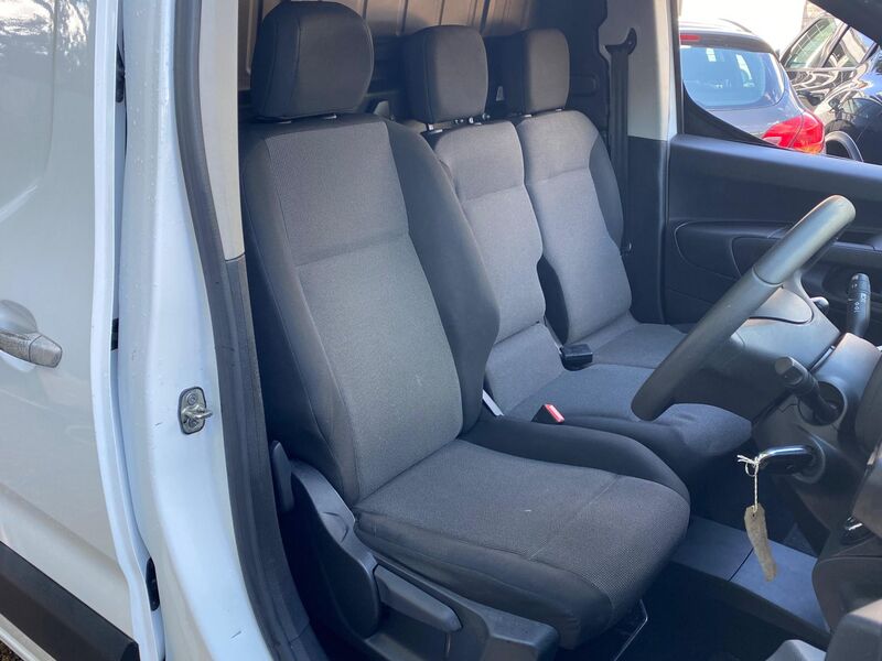 VAUXHALL COMBO