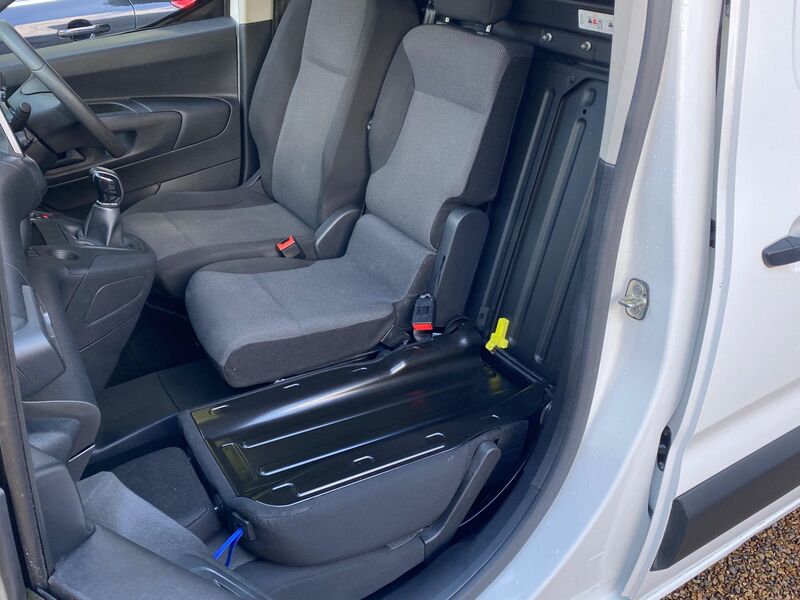VAUXHALL COMBO