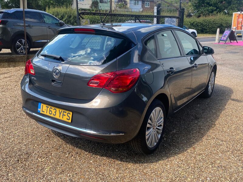 VAUXHALL ASTRA