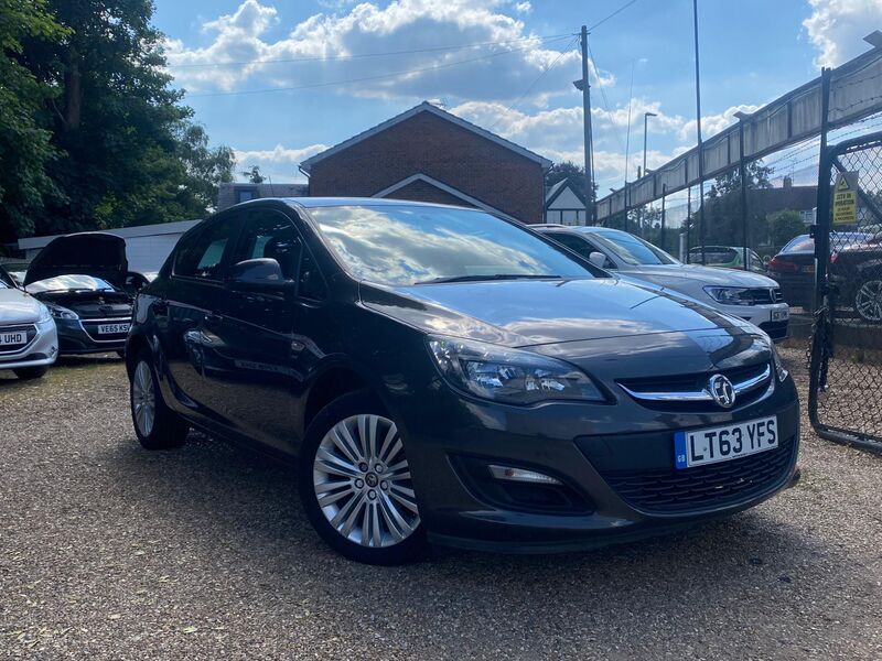 View VAUXHALL ASTRA 1.4 16v Energy Euro 5 5dr