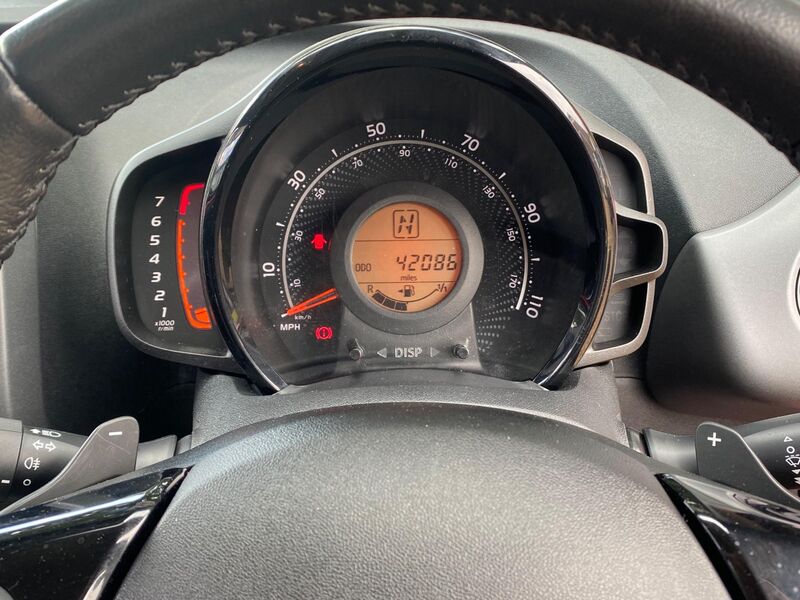 TOYOTA AYGO