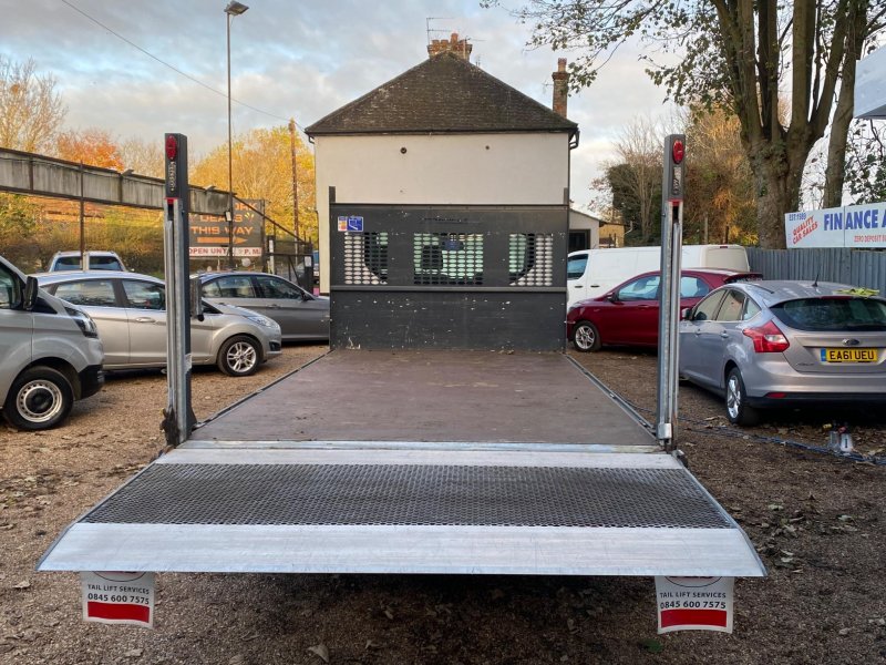 FORD TRANSIT