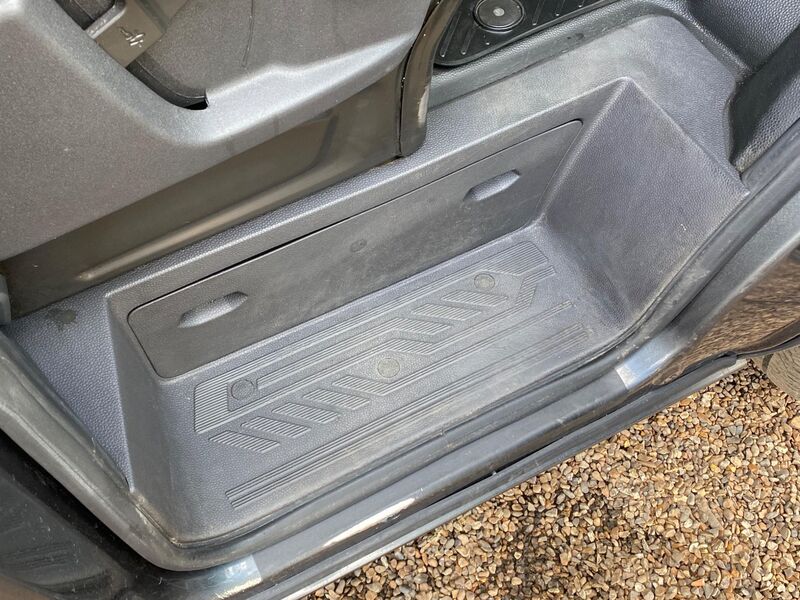 FORD TRANSIT CUSTOM