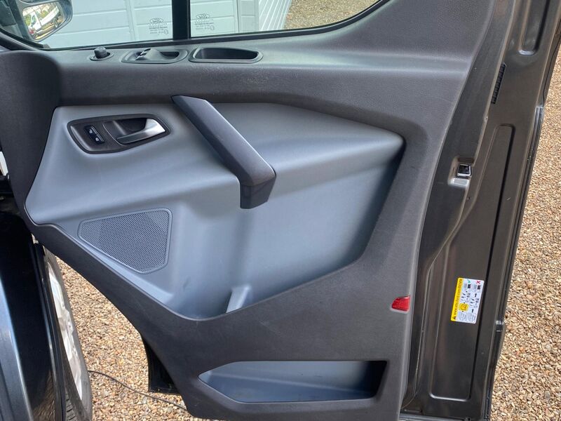 FORD TRANSIT CUSTOM